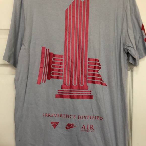 Nike Champagne And Caviar Men's T-shirt - Picture 2 of 3